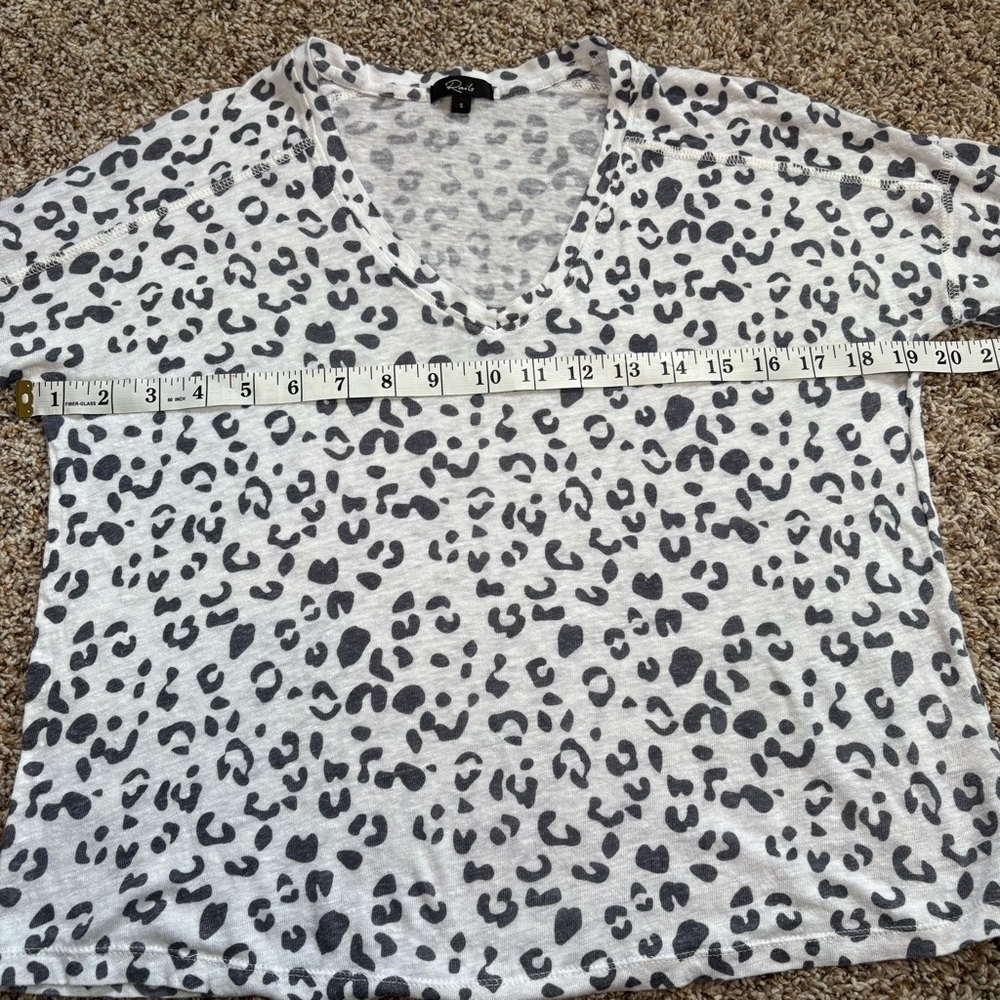 RAILS Sami Snow Leopard Linen Lyocell V Neck Long Sleeve Top S Y2K Animal Print - Picture 5 of 8